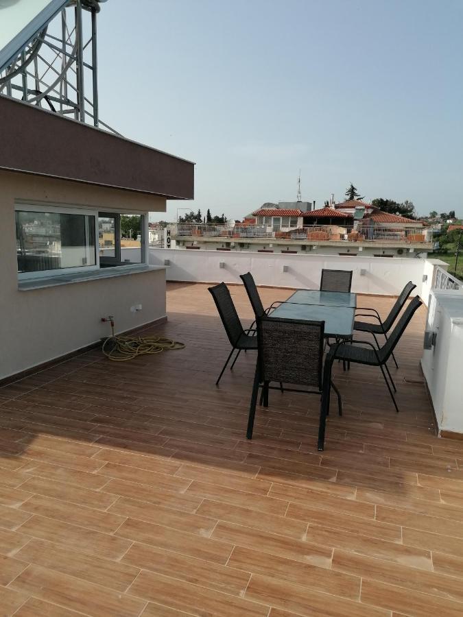 Crystal Blue Apartments Nea Kallikrateia Extérieur photo