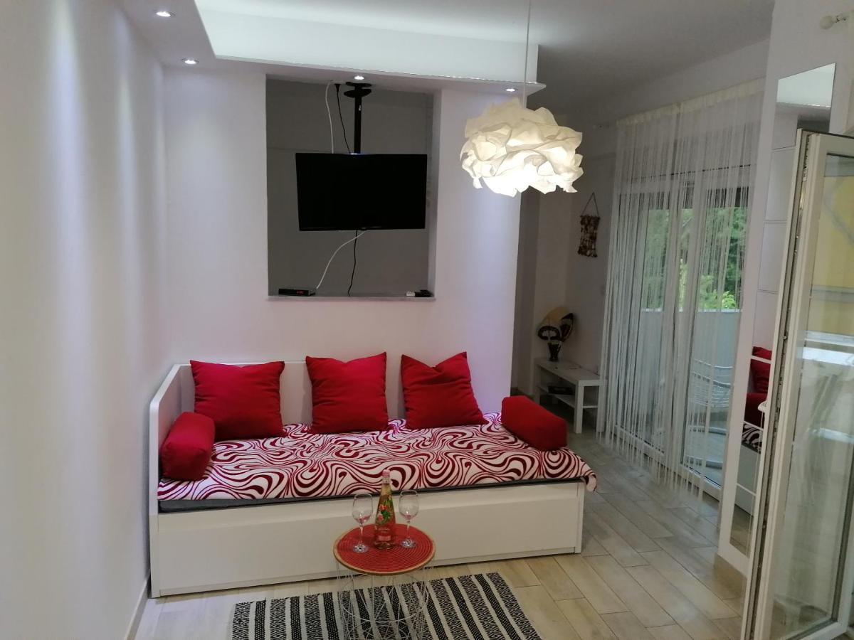 Crystal Blue Apartments Nea Kallikrateia Chambre photo
