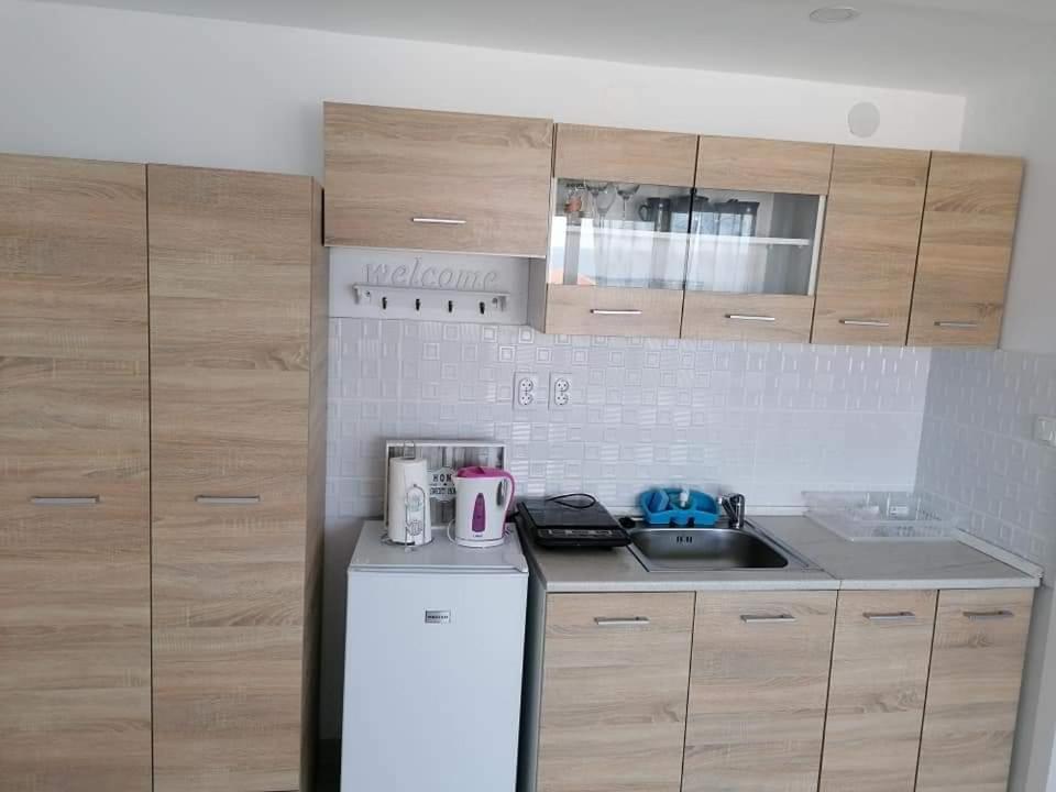 Crystal Blue Apartments Nea Kallikrateia Chambre photo